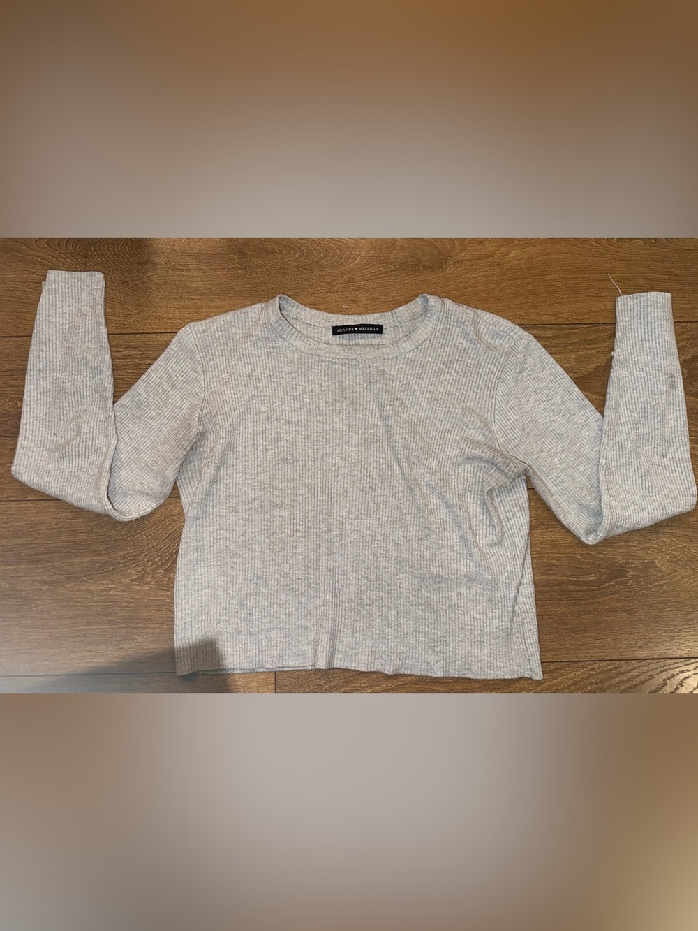 Brandy Melville Light Heather Gray Ribbed Long Sleeve Tee